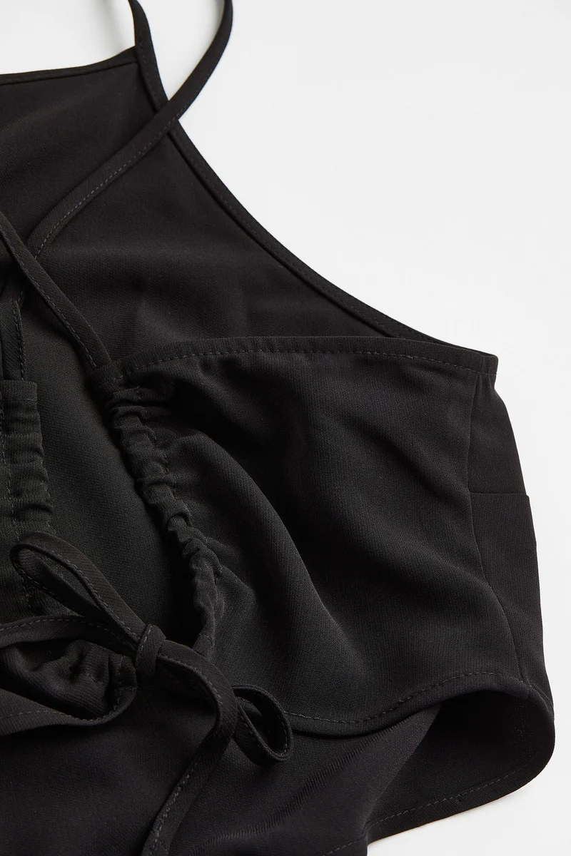 اتش اند ام جمبسوت بنمط أجزاء مفرّغة