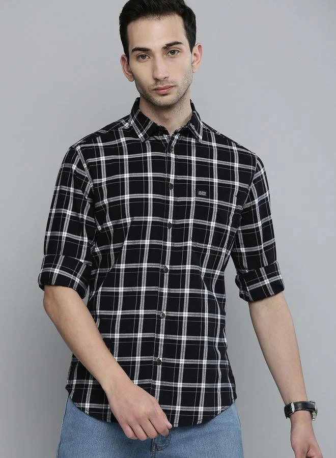 The Indian Garage Co Men Black Checkered Slim Fit Shirt