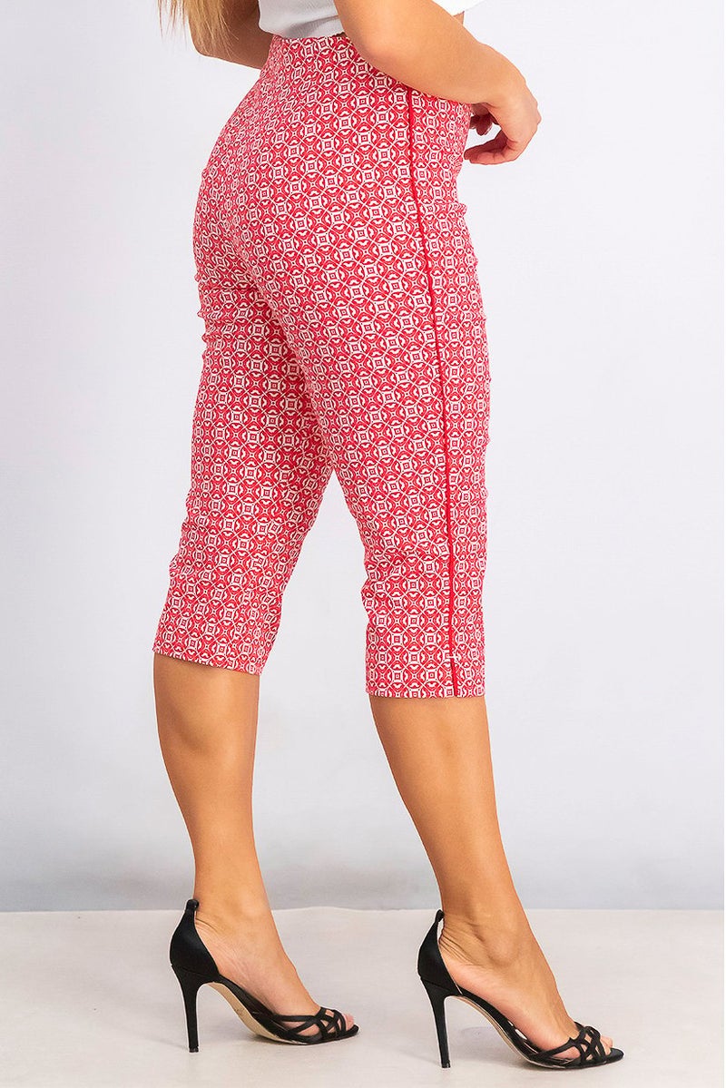 Tchibo Women Printed Stretch Capri Pants, Red - Image 4