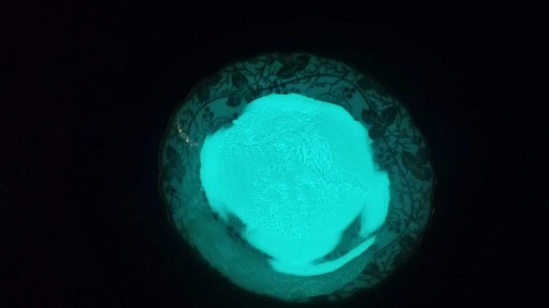 Artool NOLAAI ARTOOL Resin Pigment Epoxy Resin Colour Art Ice Blue Glow in The Dark Pigment Luminous Powder Dust Multipurpose Use In Making Shimmery Art and Craft Projects 25 gm (B11) - Image 2