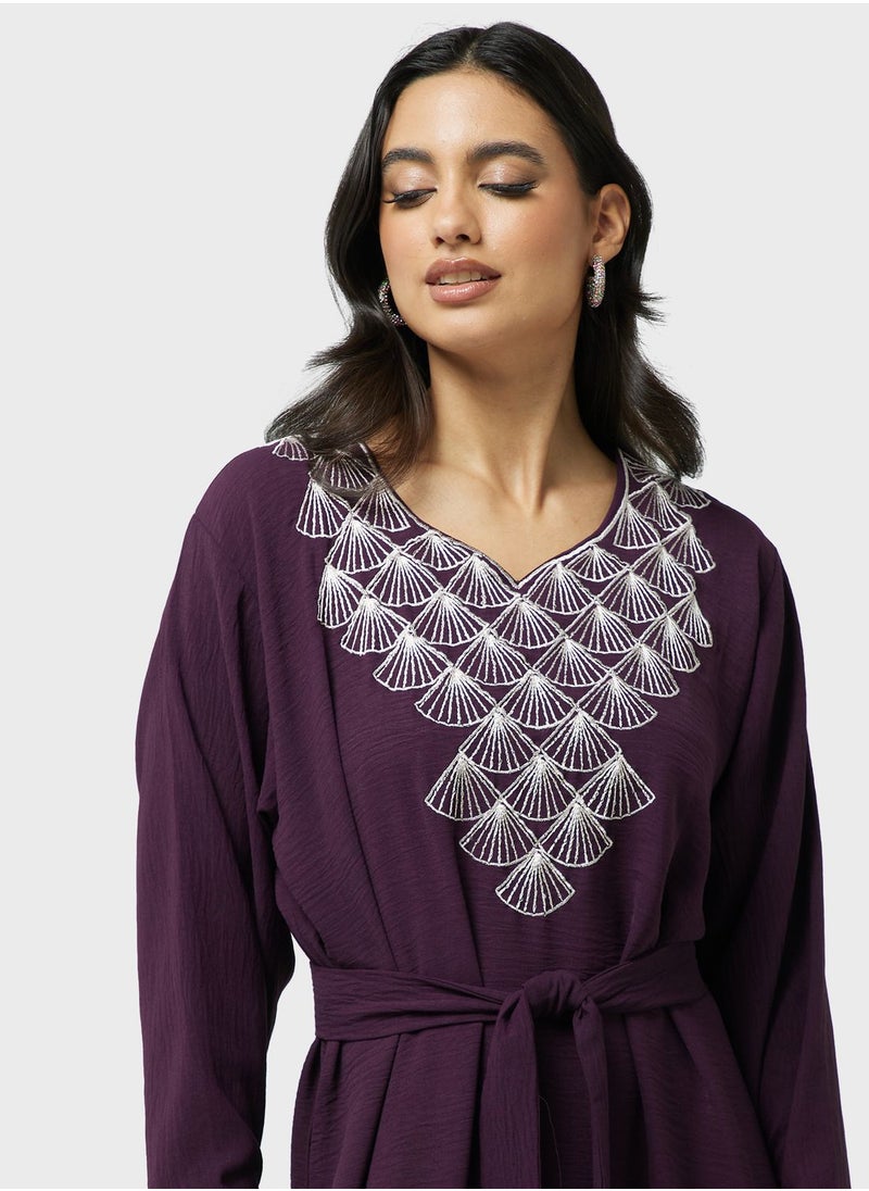 hayas closet - Embroidered Belted Jalabiya - Image 1