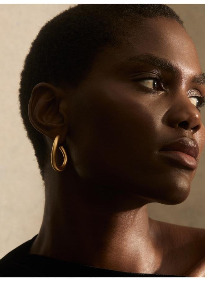 REISS Freya: Wave Hoop Earring  - Image 4