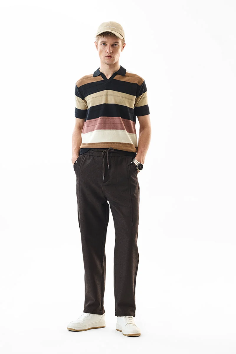 سنيتش Brown Textured Regular Fit Casual Trousers