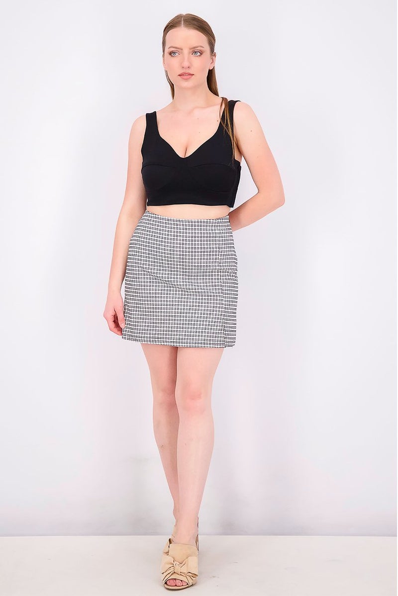 Jennyfer Women Plaid Pull,On Mini Skirt, White and Black - Image 3