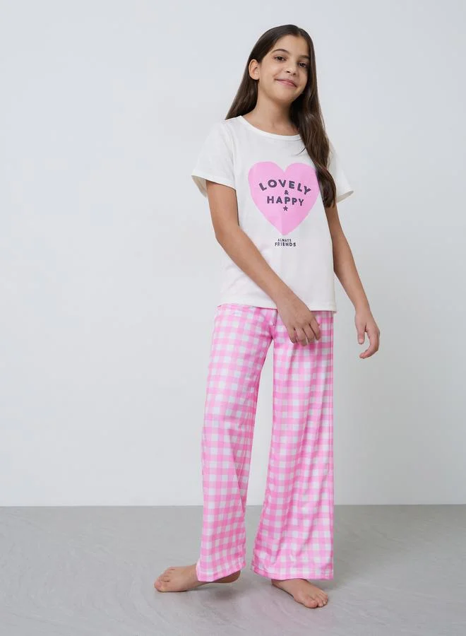 Styli Teen Girls Short Sleeve T-Shirt And Checked Pyjama Set