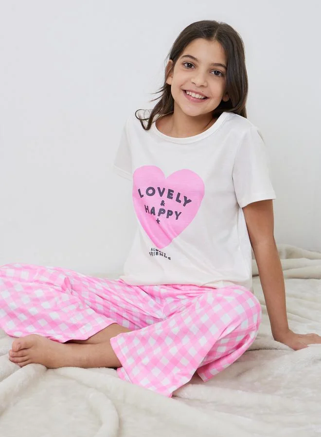 Styli Teen Girls Short Sleeve T-Shirt And Checked Pyjama Set