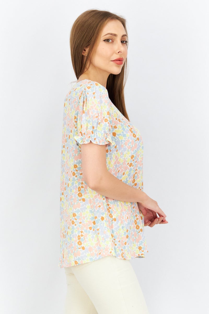 EDC Women V-Neck Short Sleeve Allover Print Top, Multicolor - Image 2