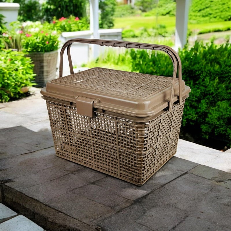 Go Hooked منظم تخزين النزهة متعدد الاستخدامات Go Hooked | صندوق تخزين بلاستيكي بعرض 40 سم وارتفاع 22.5 سم | محمول، متين، وحاوية للطعام، والأدوات، والضروريات الخارجية بلون بني فاتح - Image 2