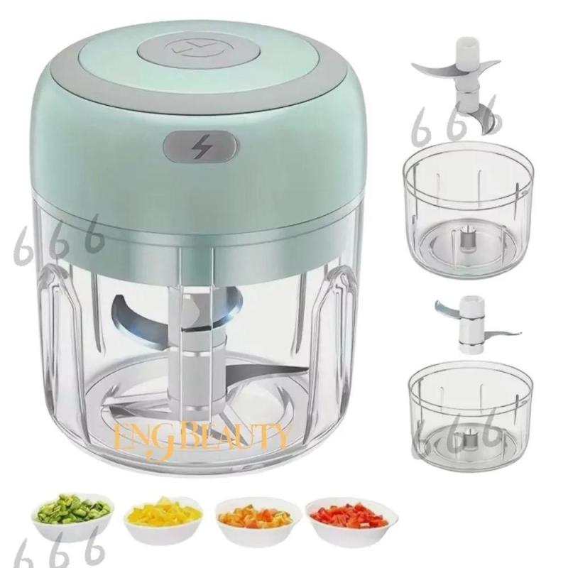USB Rechargeable Grinder 250 ml Compact Chopper - Versatile Puree Mixer for Kitchen Vegetables - Image 3