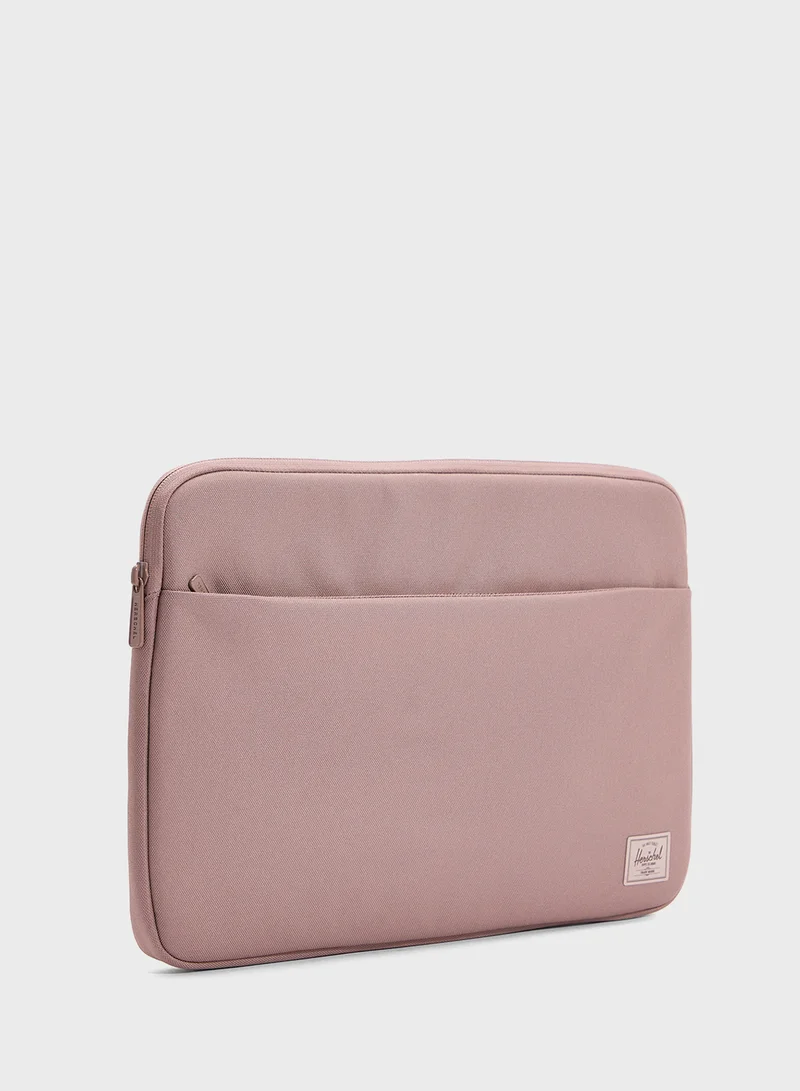 Herschel Denman 15-16 Inch Sleeve Tech
