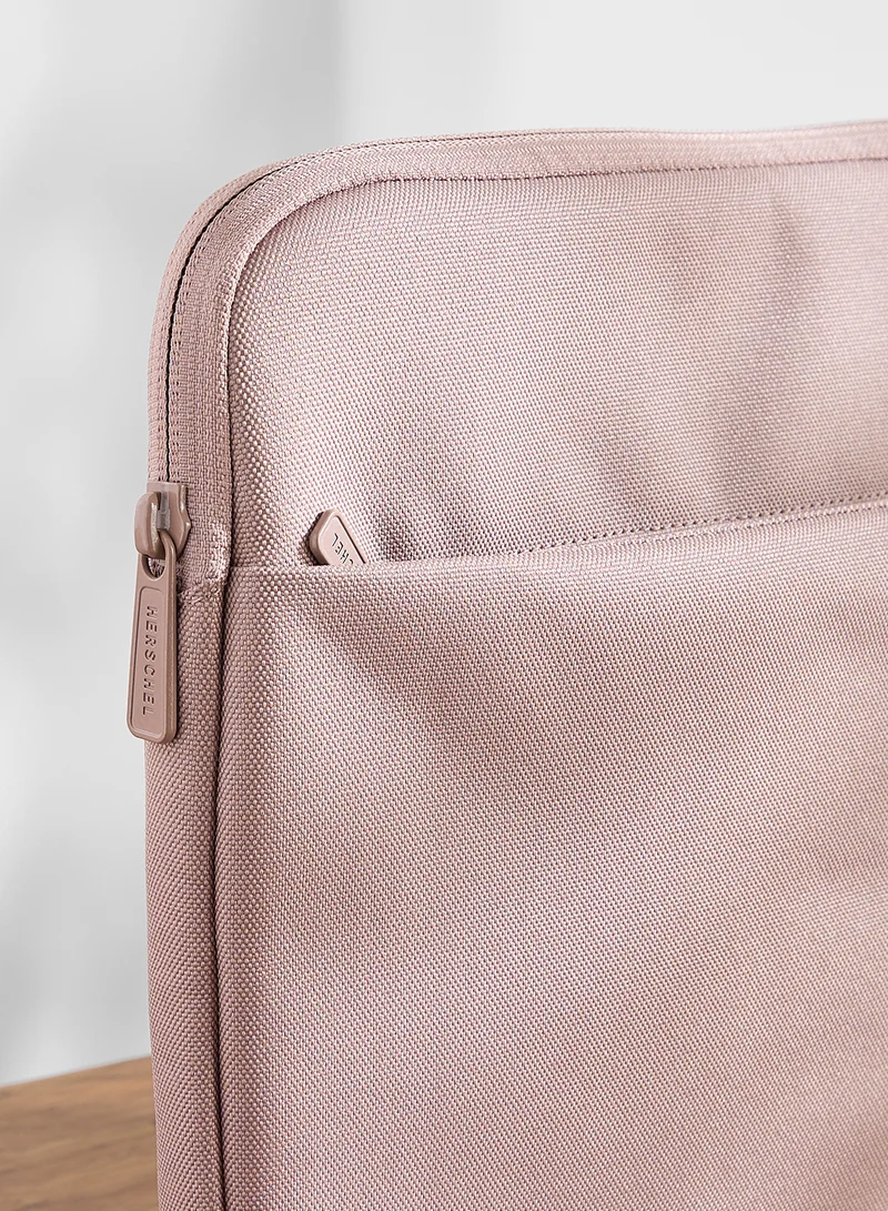 Herschel Denman 15-16 Inch Sleeve Tech