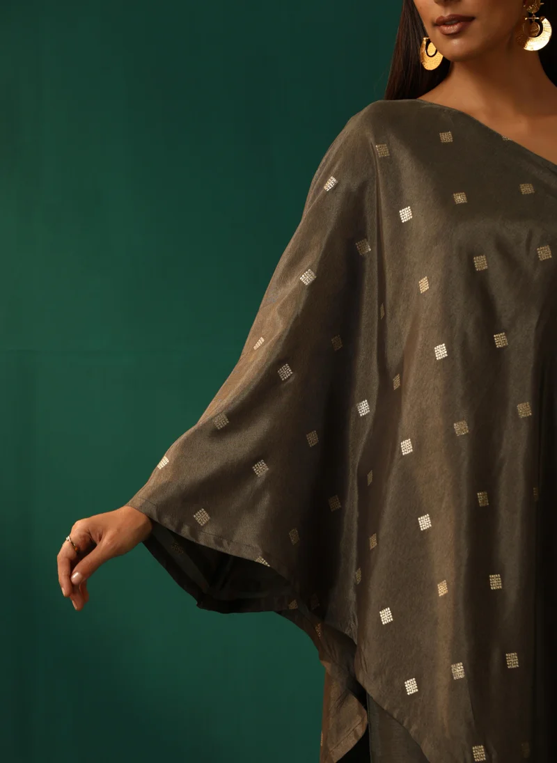 trueBrowns trueBrowns Grey Diamond Viscose Silk One-Shoulder Kurta Pant Set