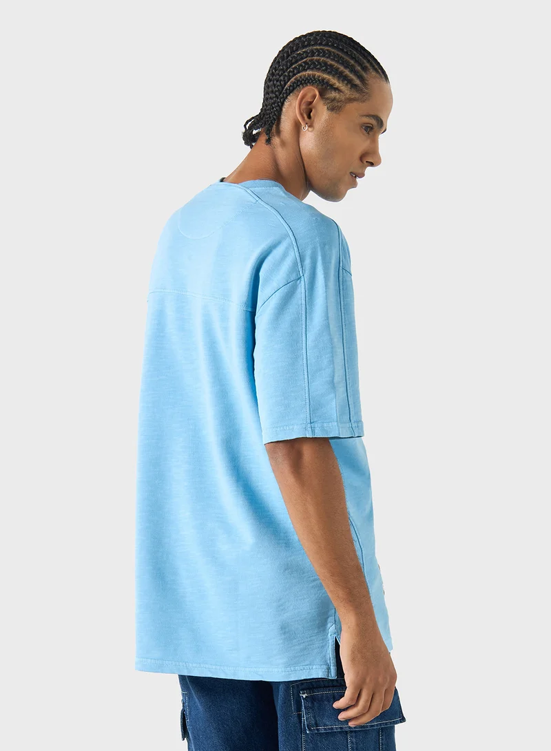 لي كوبر Lee Cooper Solid Oversized T-shirt with Crew Neck