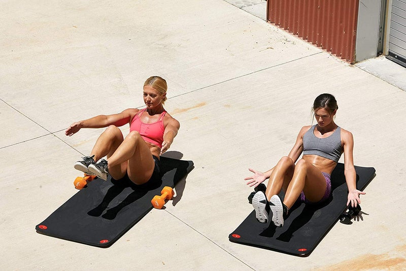 SPRI حصيرة تمارين معلقة من SPRI، حصيرة للياقة البدنية واليوغا لفصول اللياقة الجماعية، جودة تجارية مع ثقوب معززة، 56 بوصة طول × 23 بوصة عرض × 3/8 بوصة سمك - Image 5