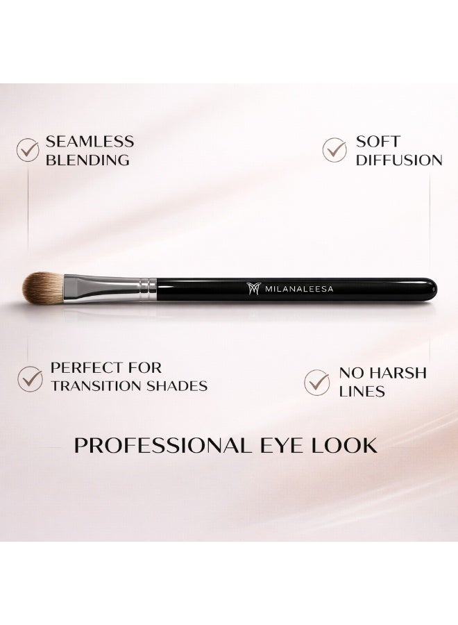 Eyeshadow Blending Brush for Crease – Professional Makeup Brush for Seamless Blend, Soft Diffusion & Smokey Eye – Ultra Soft Eye Makeup Brush for Powder & Cream Eyeshadow - Image 3