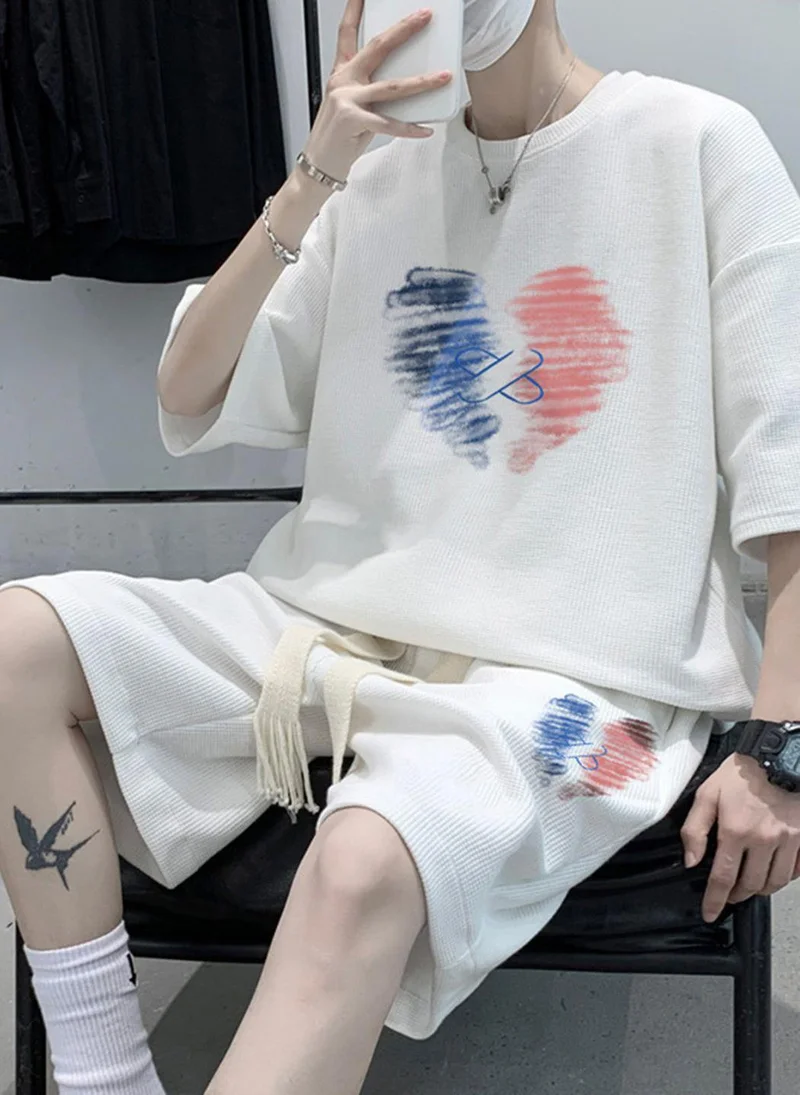YUNIQEE White Graphic Printed T-shirt With Shorts