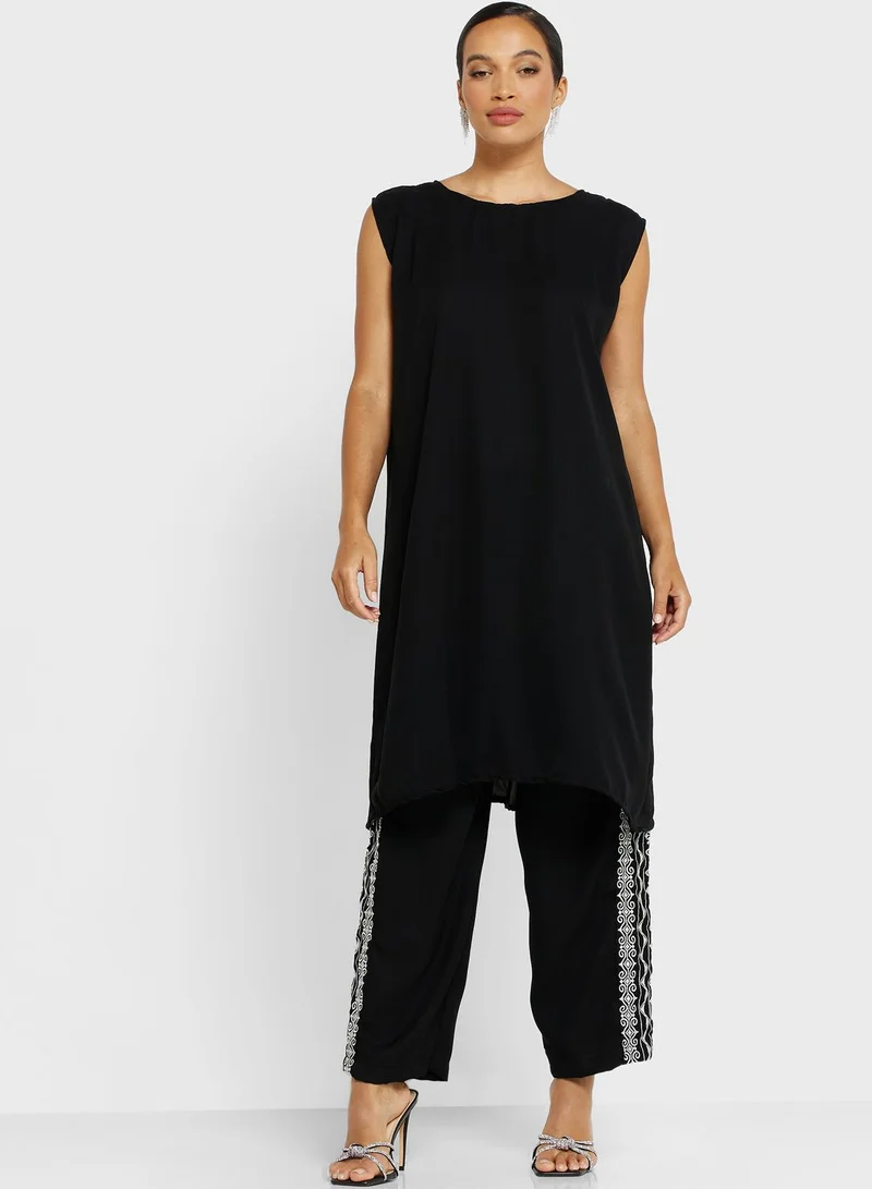 hayas closet Printed Tiered Palestinian Dress