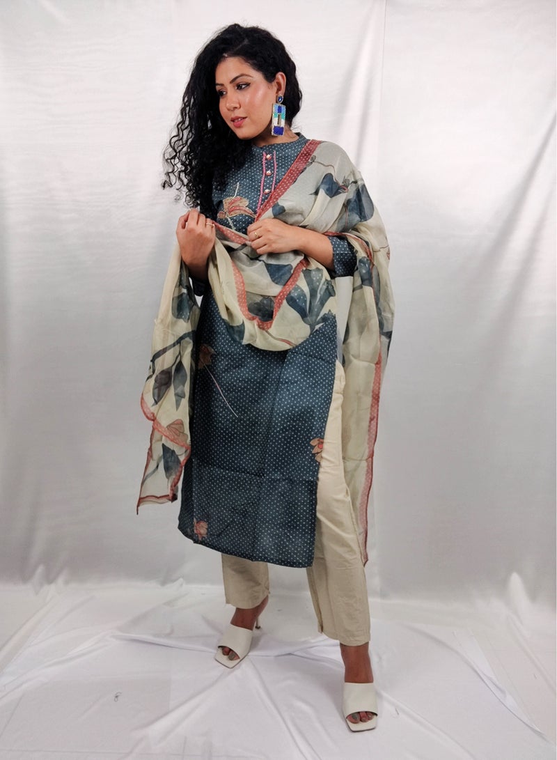 PRIYA’S PANACHE PRIYA'S PANACHE Blue Muslin Kurta Pant Dupatta Set – Ethnic Indian Wear for Women | Festive & Party Outfit  - Image 2