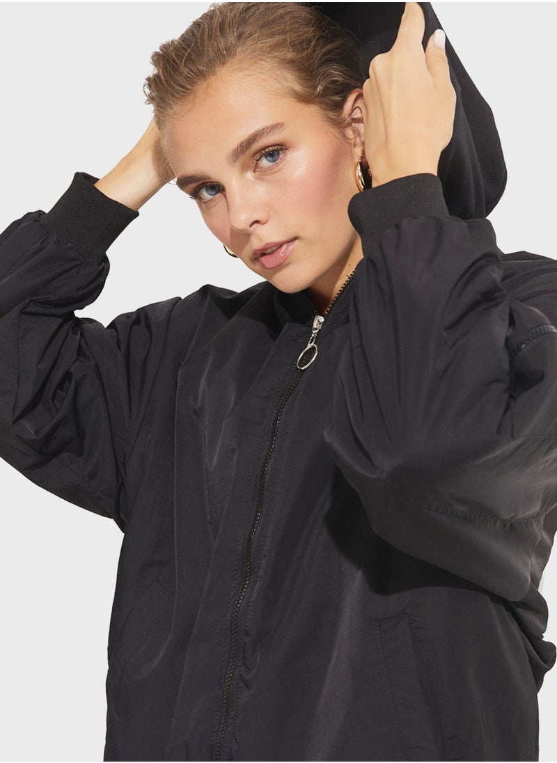 Pocket Detail Bomber Jacket - pzsku/Z44507C5BB74FAD53DD8BZ/45/_/1722616073/fbb6e6b3-c2dd-4a2c-abd0-9285b0a7d026