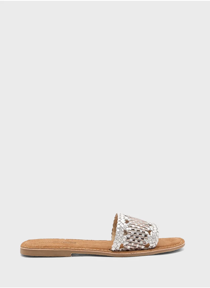 ايلا Cut Out Metallic Flat Sandal