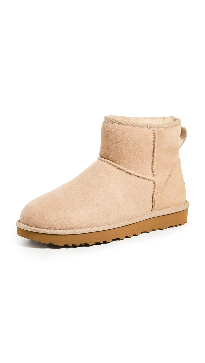 UGG Womens Classic MINI II Winter Boot Sand 6