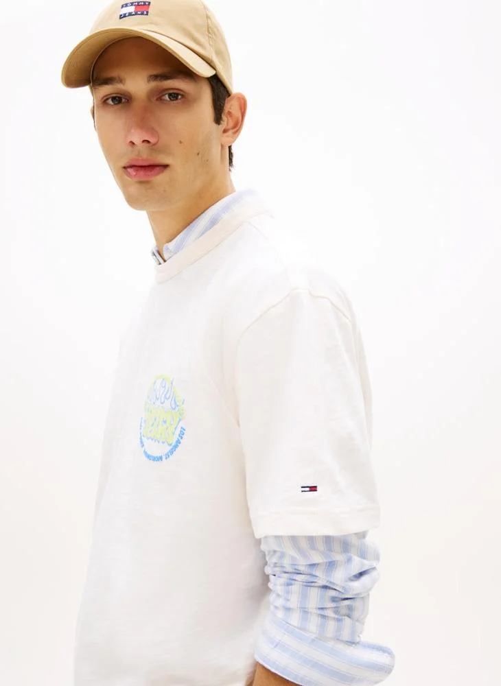 Tommy Jeans Ancient White Bubble Logo Textured Jersey Relaxed T-Shirt for Men | Best Price UAE