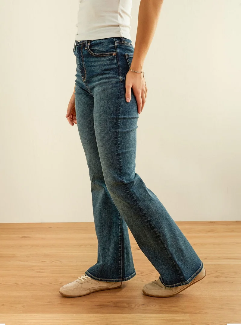 American Eagle  AE Super High-Waisted Flare Jean for Women | Best Price UAE