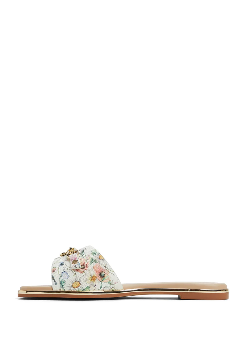الدو Alamassi Low Heel Sandals