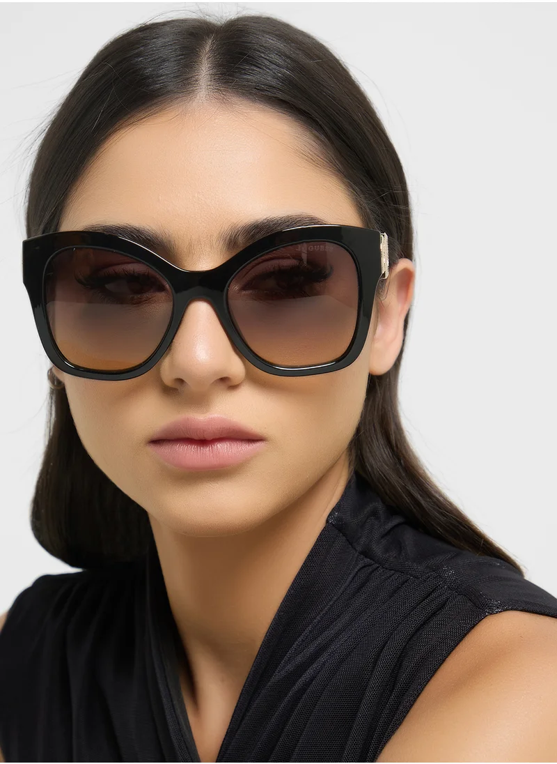 GUESS Oversized Sunglasses
