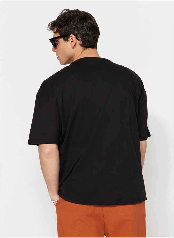 trendyol - Black Men's Oversize Crew Neck Short Sleeve Fox Embroidered  T-Shirt - Image 1