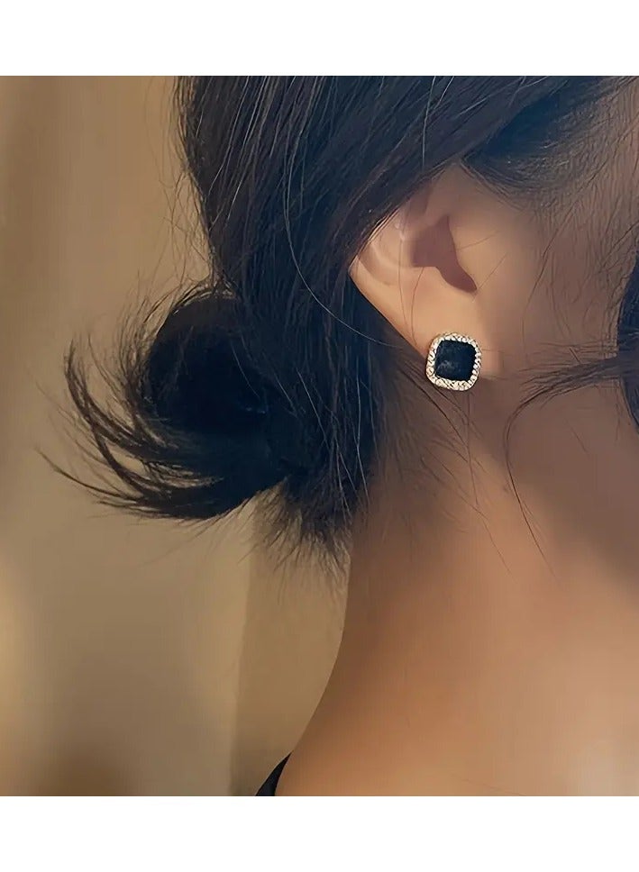 Ready For Chai Trendy And Minimalist Style Stud Earrings Rhinestone Decor Geometric Square Stud Earrings For Women, Banquet Holiday Wearing - Image 3