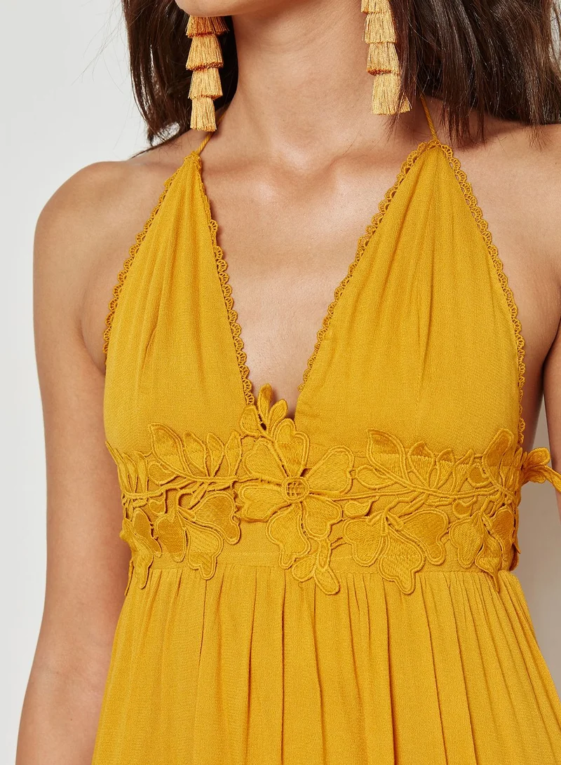 FOREVER 21 Crochet Detail Plunge Maxi Dress