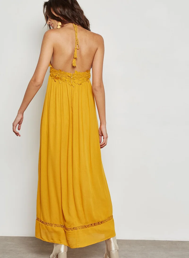 FOREVER 21 Crochet Detail Plunge Maxi Dress