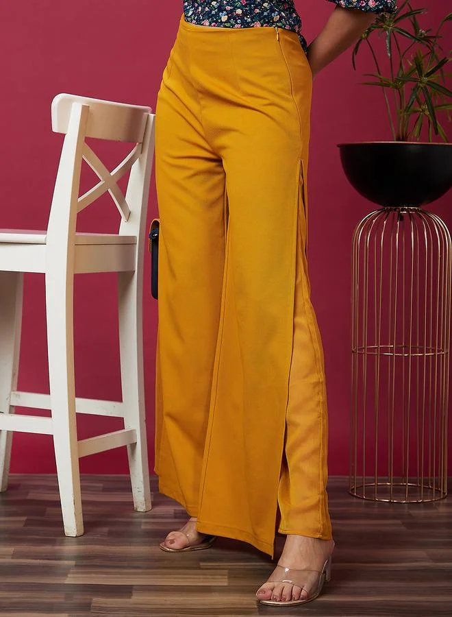 جلو باص Globus Solid High-Rise Side Slit Loose Fit Trousers