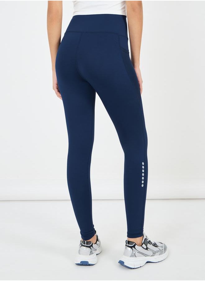 Styli Single Leg Dotted Line Reflective & Pocket Detail Leggings  - Image 4
