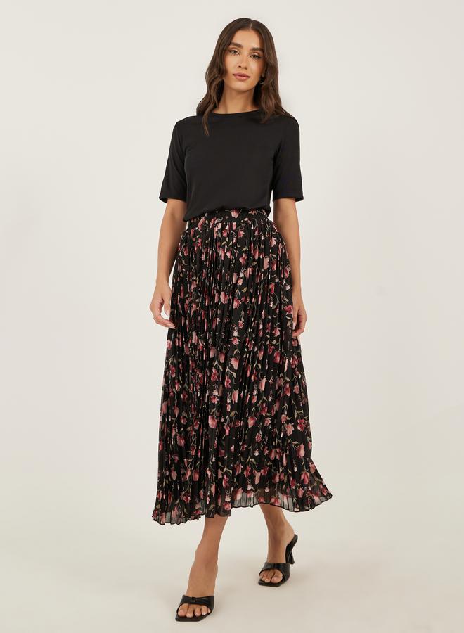 Styli Solid Knit Top and Printed Pleated A-Line Skirt Co-Ords - Image 1