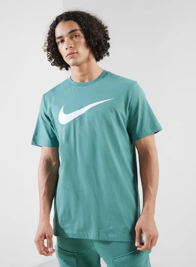 Nike Men's Sportswear Swoosh T-Shirt