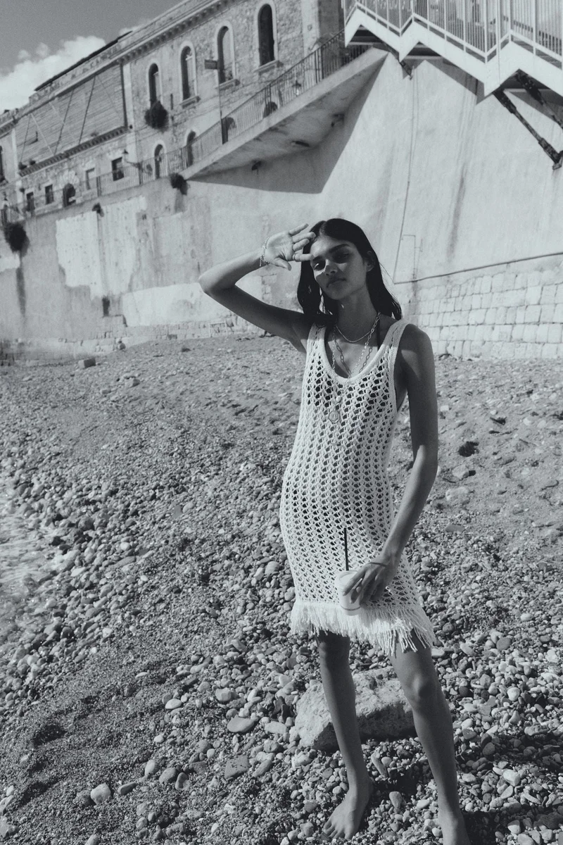 H&M Fringe-trimmed hole-knit dress