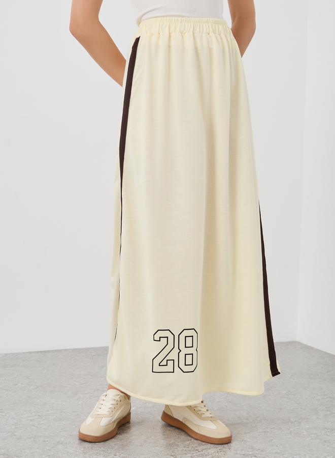 تايك تو تنورة ماكسي - بطبعات جرافيك وشريط جانبي - Image 2