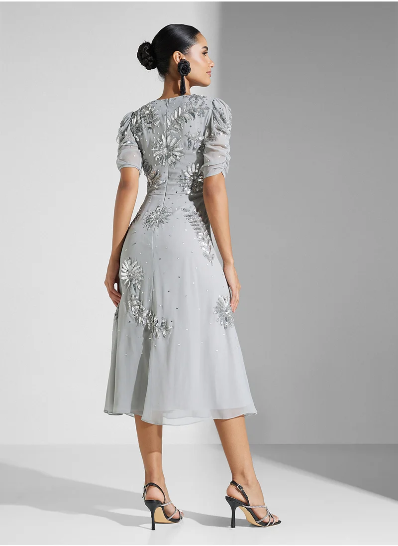 Amelia Rose Embellished V-Neck Mesh Detailed Dress