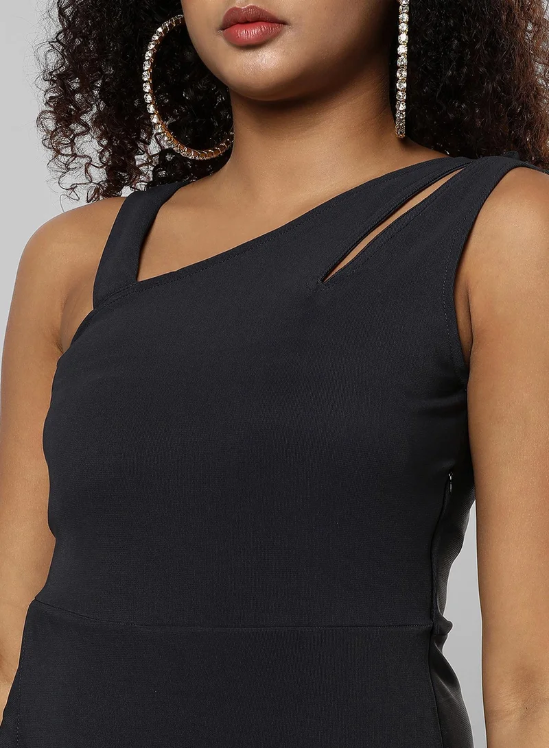 PINACOLADA Women's Charcoal Black Asymetrical Midi Dress | فستان نسائي | بدون أكمام | بنقشة سادة | طول ميدي/حتى منتصف الساق | كاجوال ويومي | ياقة غير متماثلة