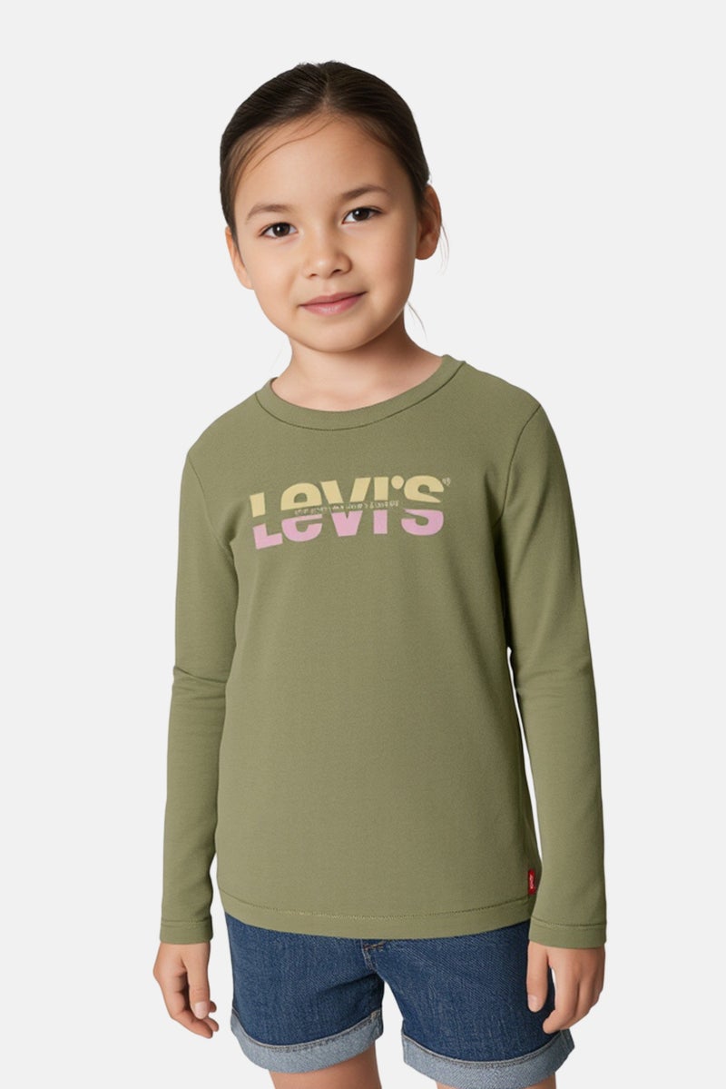 Levi's تي شيرت بنات بأكمام طويلة وياقة دائرية بشعار العلامة التجارية، زيتوني - Image 1