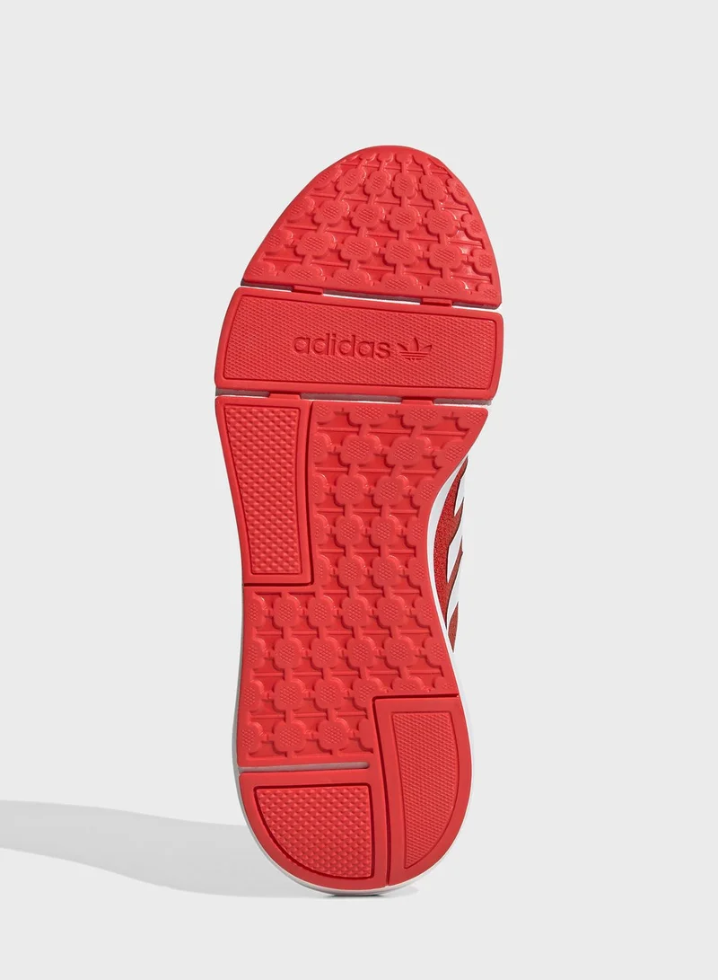 adidas Originals Swift Run 22 Sneakers