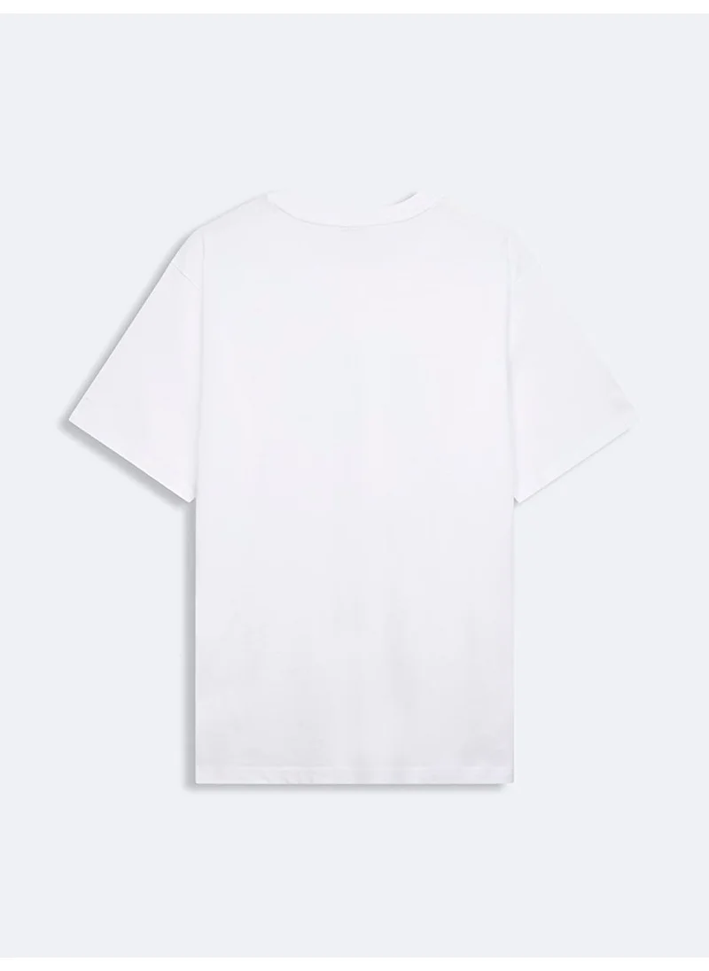 إل تي بي White T-Shirt