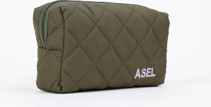 Nothing Personalized Named Quilted Make-up Bag for All Cosmetics and Care Products