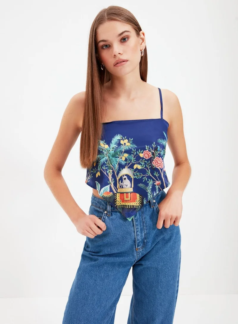 trendyol Open Back Knitted Top