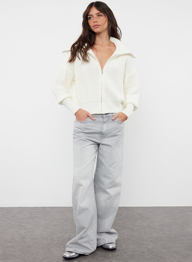 trendyol Ecru Turn-down Collar Zippered Knitted Cardigan TWOAW24HI00072 - Image 2
