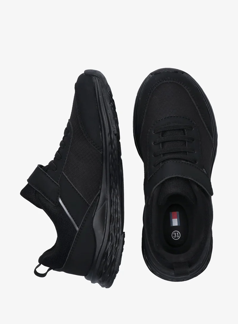 تومي هيلفيغر حذاء رياضي قصير برباط أو شريط لاصق