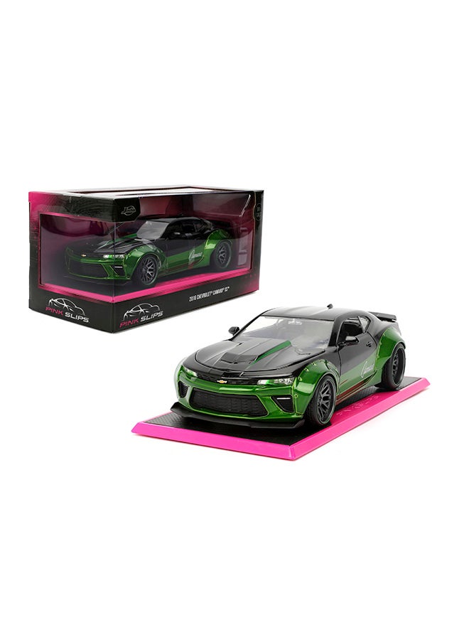 JADA Pink Slips 1:24 - 2016 Chevrolet Camaro, Die-Cast Car with Base, Toys for Kids and Adults - Image 1