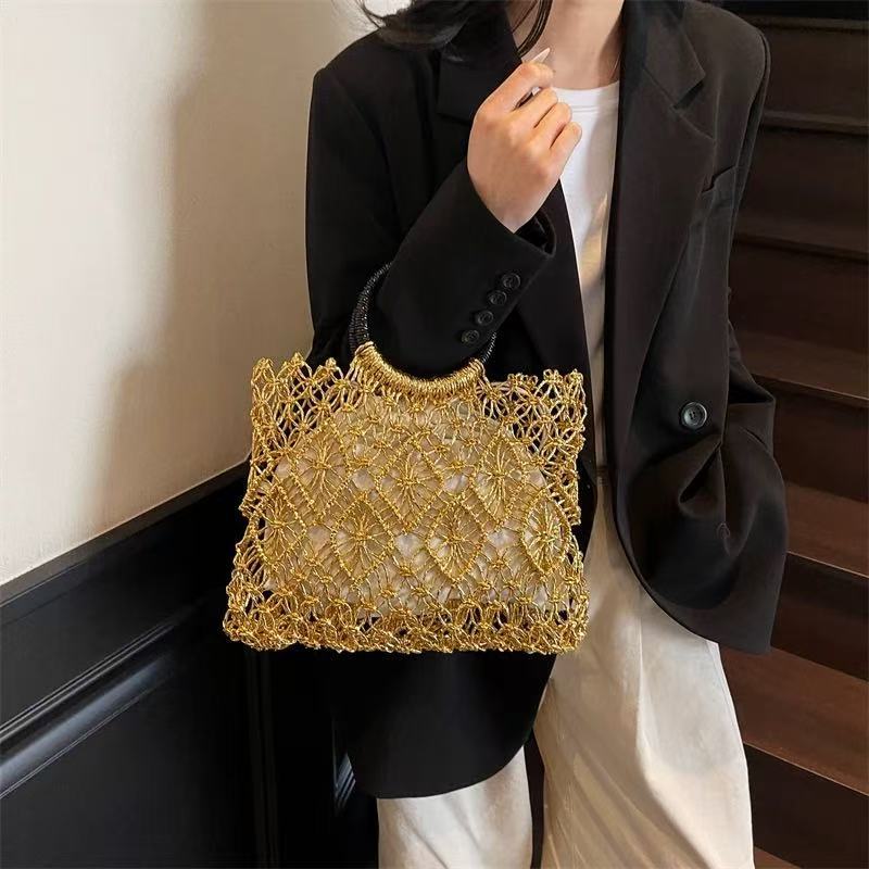 Fashionable Gold And Silver Square Straw Bag, New Niche Round Hand-Held Hollow Woven Bag, Seaside Vacation Beach Bag - Image 3